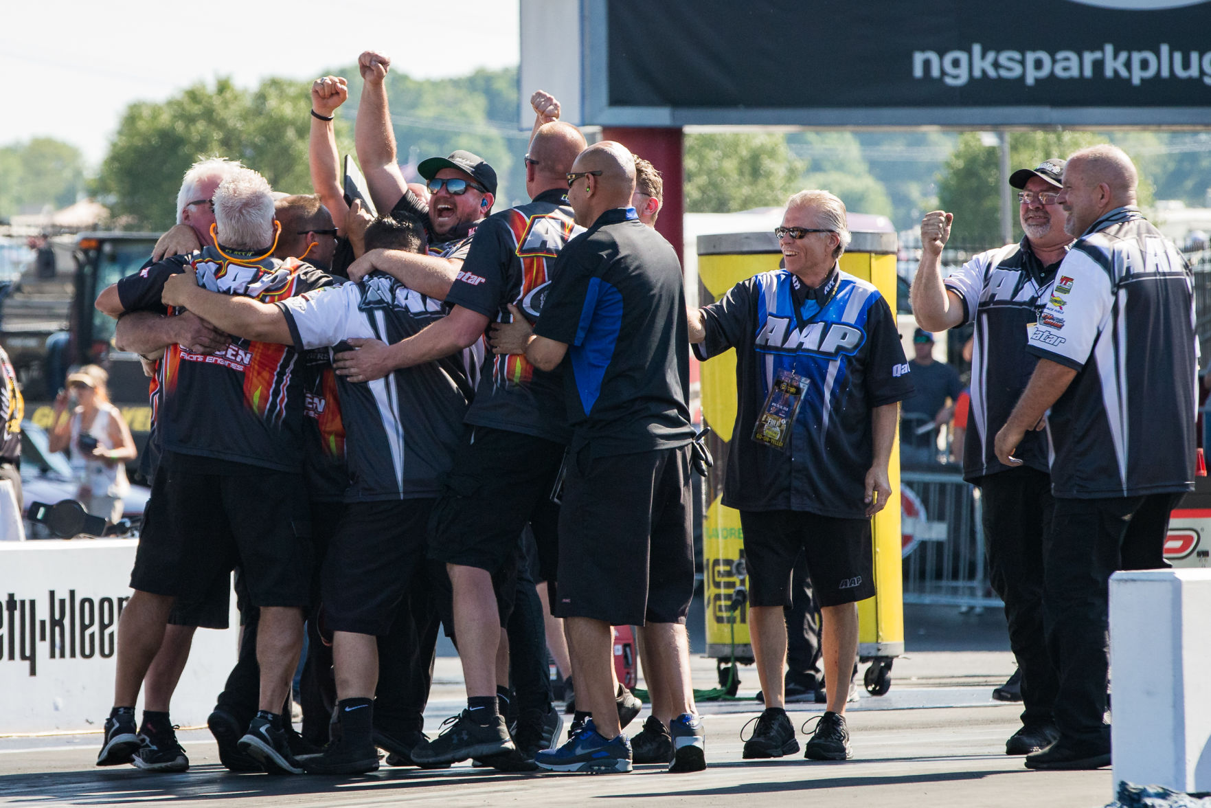 Sunday final eliminations of the NGK Spark Plugs NHRA 4-Wide Nationals
